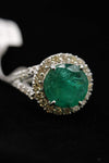 Round Design Emerald Diamond Ring
