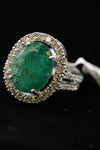 Oval Design Emerald Diamond Ring